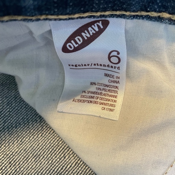 Old Navy jeans, Diva cut, size 6 regular - Picture 4 of 5